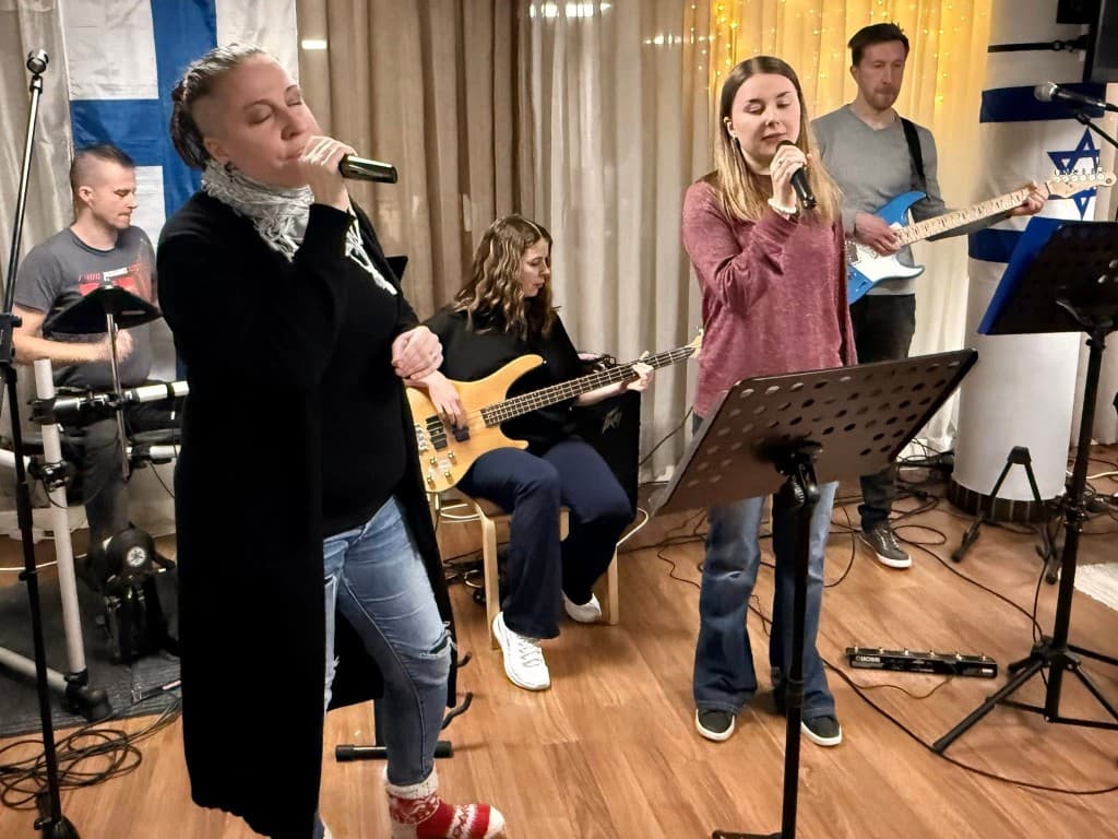 Ylistysbändi